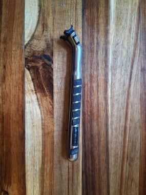 Gillete Sensor Razor Handle with Black Grip + 5 Sensor Excel Razors (Original)